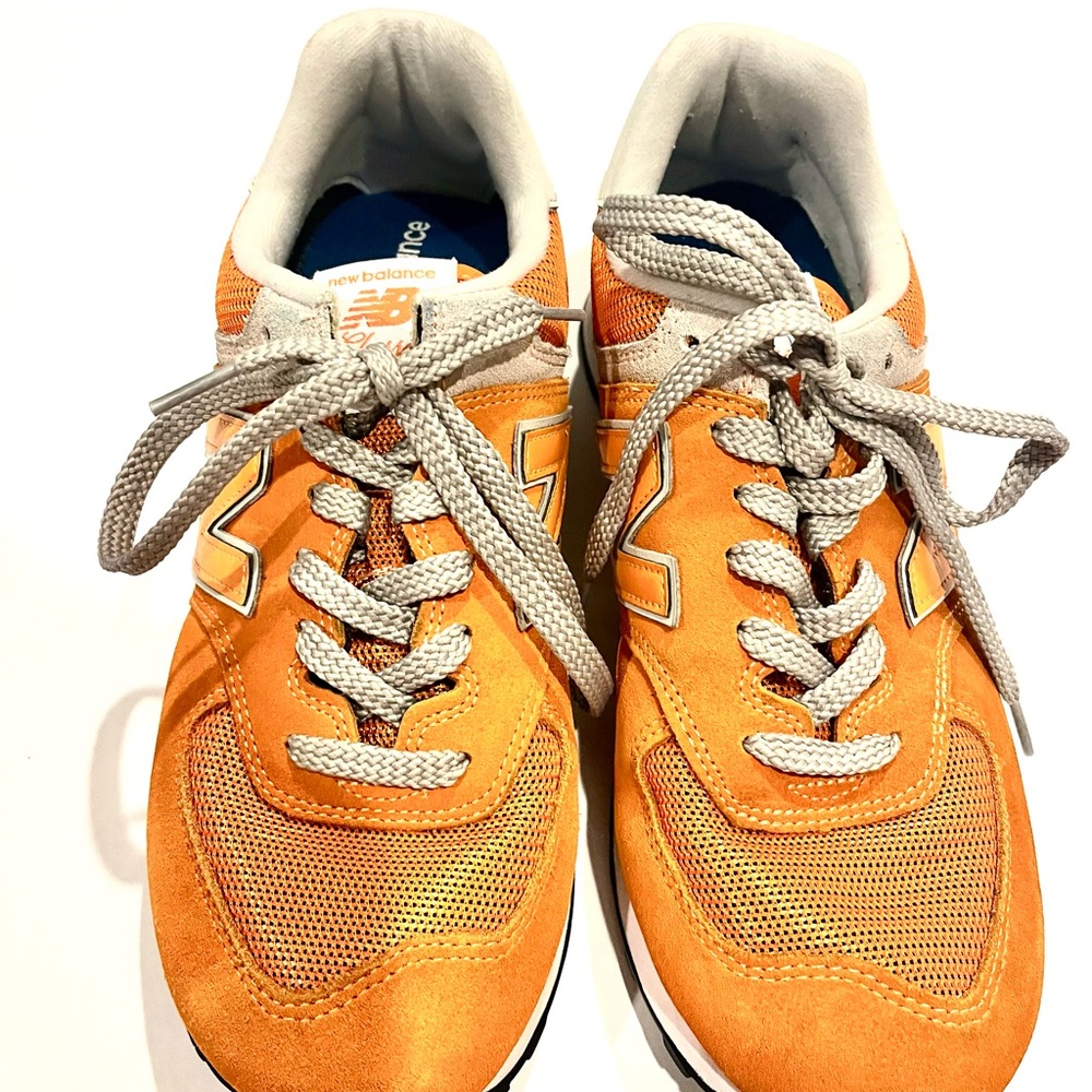 Woman’s New Balance Orange and Gray Sneakers Size 7.5